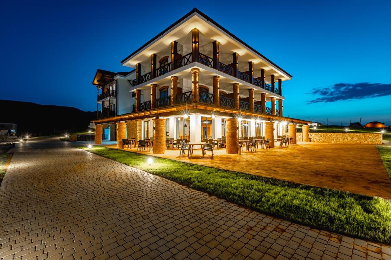 Hotel Qvevrebi Telavi Eksteriør billede