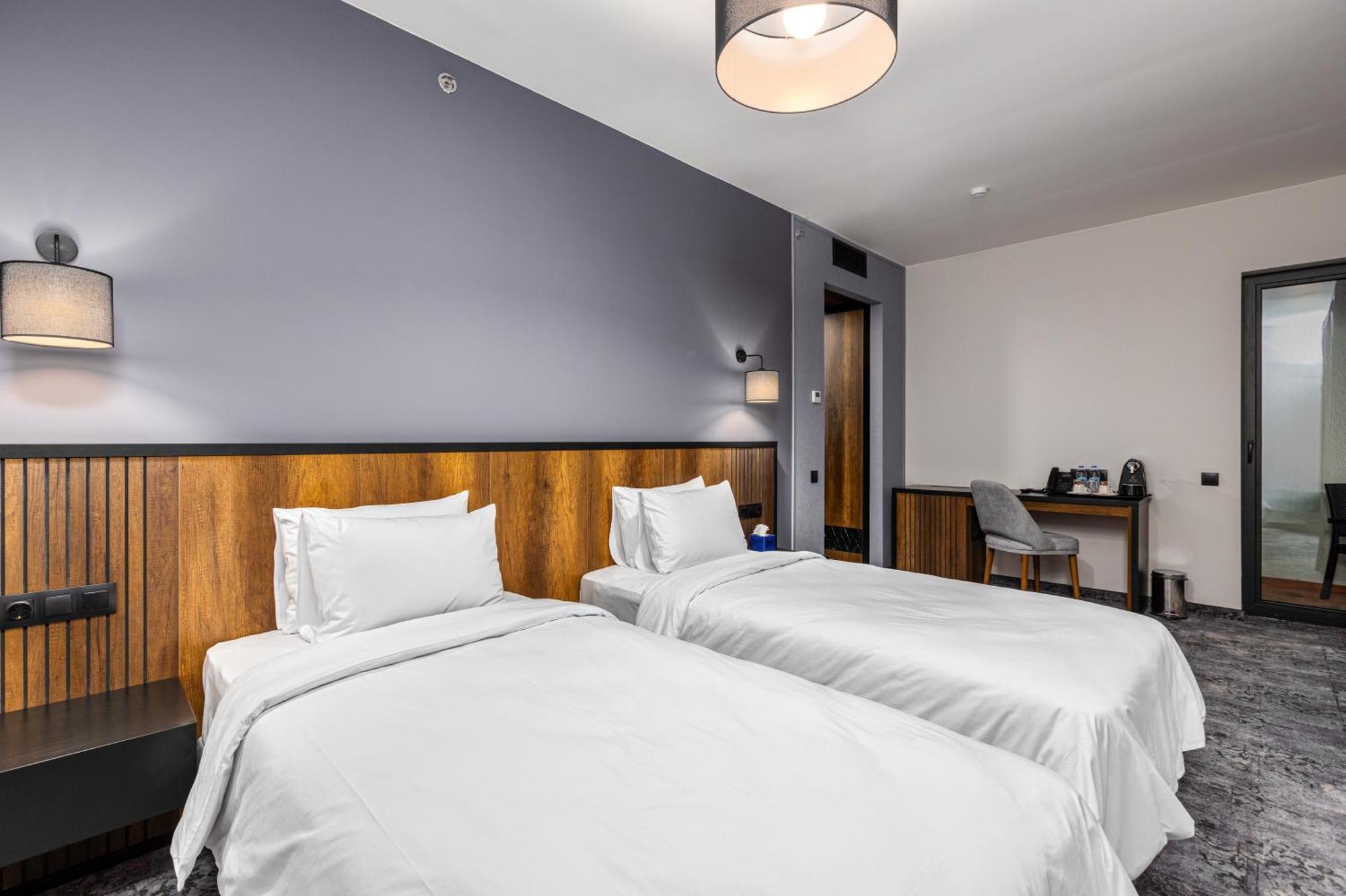 Hotel Qvevrebi Telavi Eksteriør billede