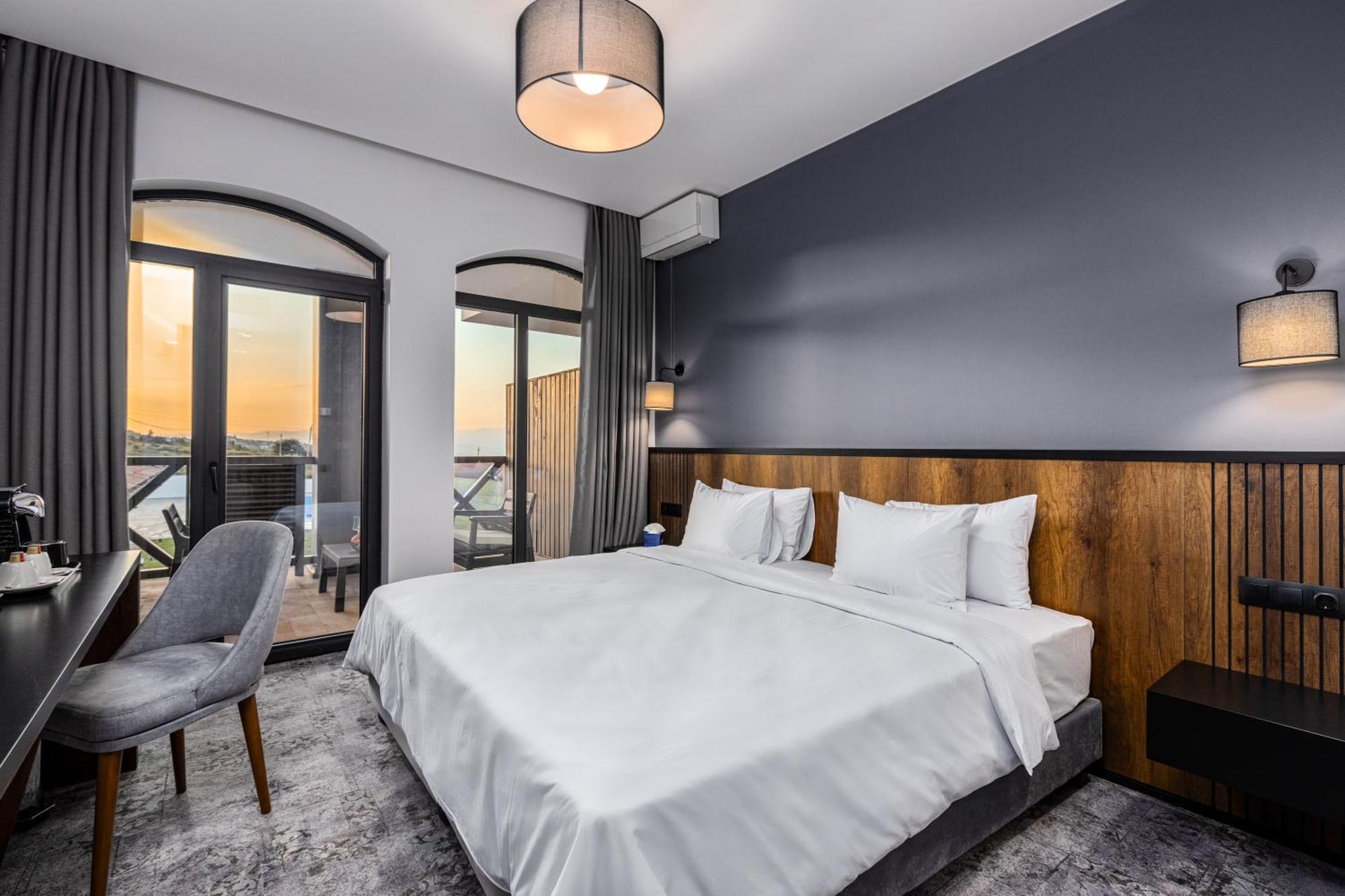 Hotel Qvevrebi Telavi Eksteriør billede